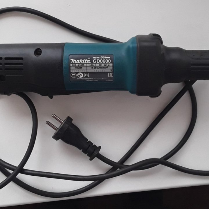 Прямая шлифмашинка makita 0600