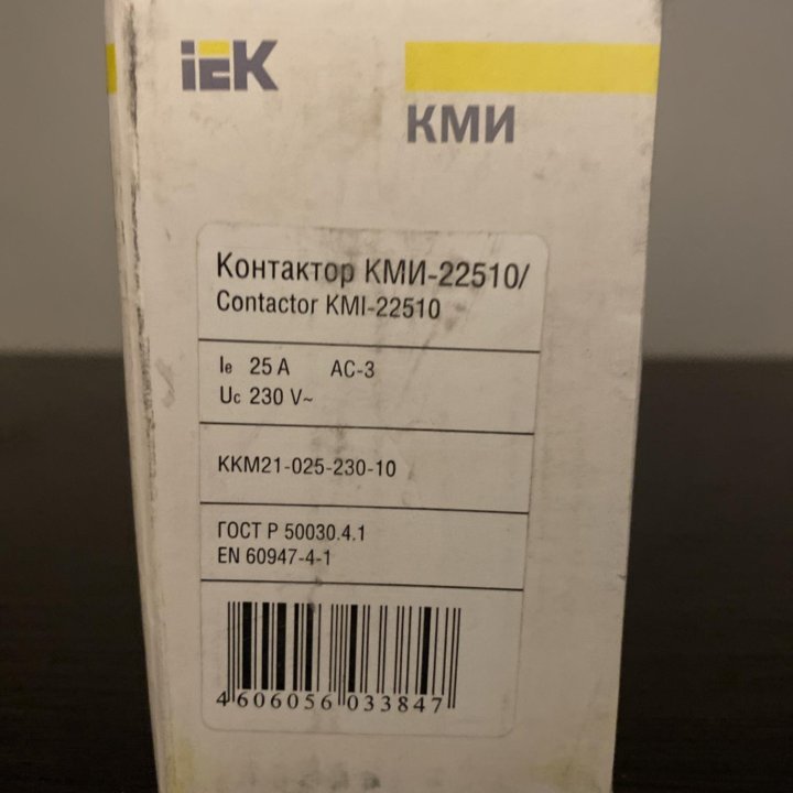 12461912Контактор IEK КМИ-22510, 25 А, 230 В