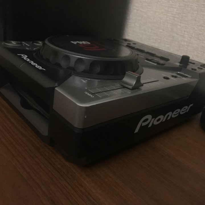 Pioneer CDJ400