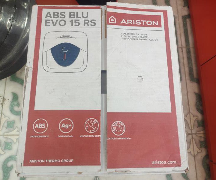 Накопительный электрический водонагреватель Ariston ABS BLU EVO RS 15