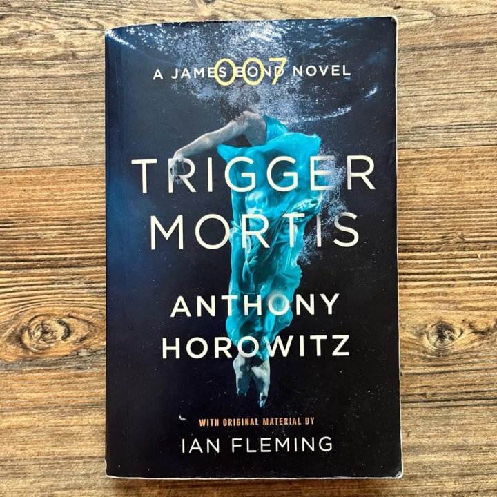 Книга на английском: A Horowitz, Trigger Mortis