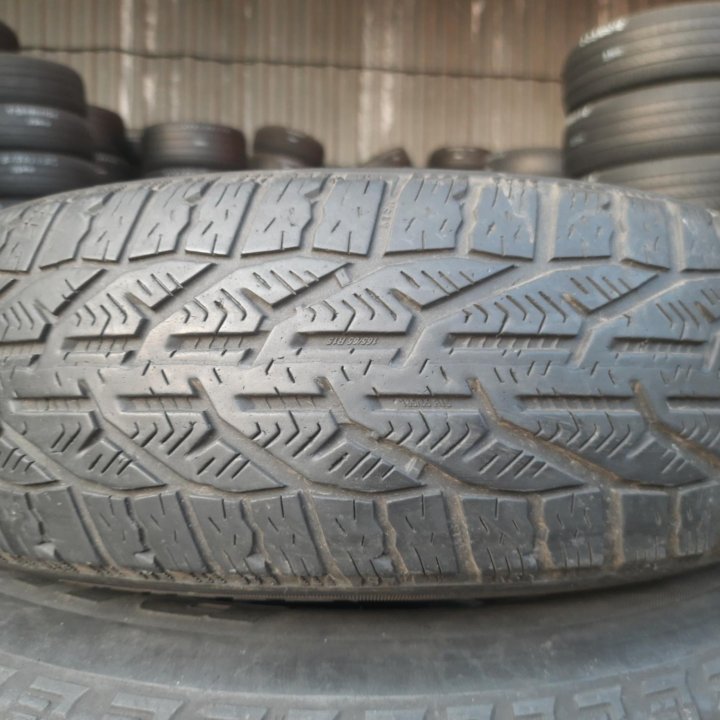 165/65 R15 Tigar Winter