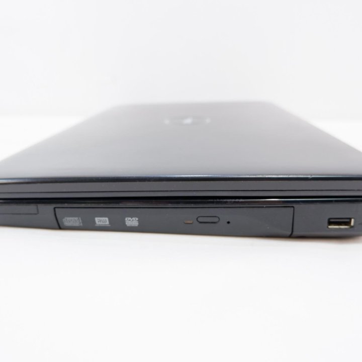 Ноутбук dell inspiron 1545