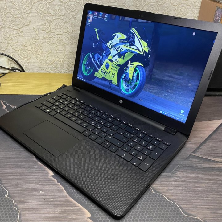 Ноутбук HP Laptop 15