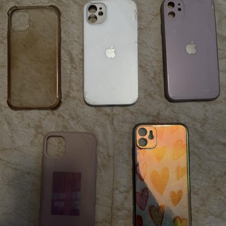 Чехол на iPhone 11