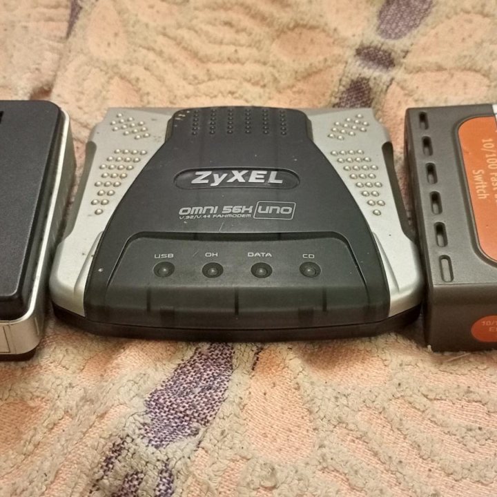 Wi-Fi роутер Cisco & D-link Свитч 5 Wi-Fi роутер Cisco & D-link Свитч 5