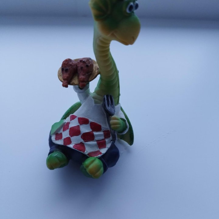 Дракон фигурка