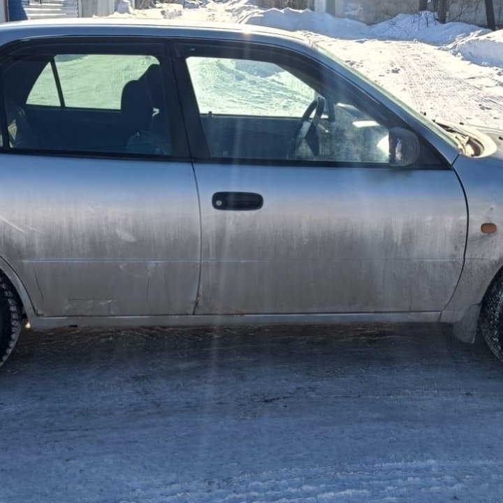 Toyota Corolla, 1998