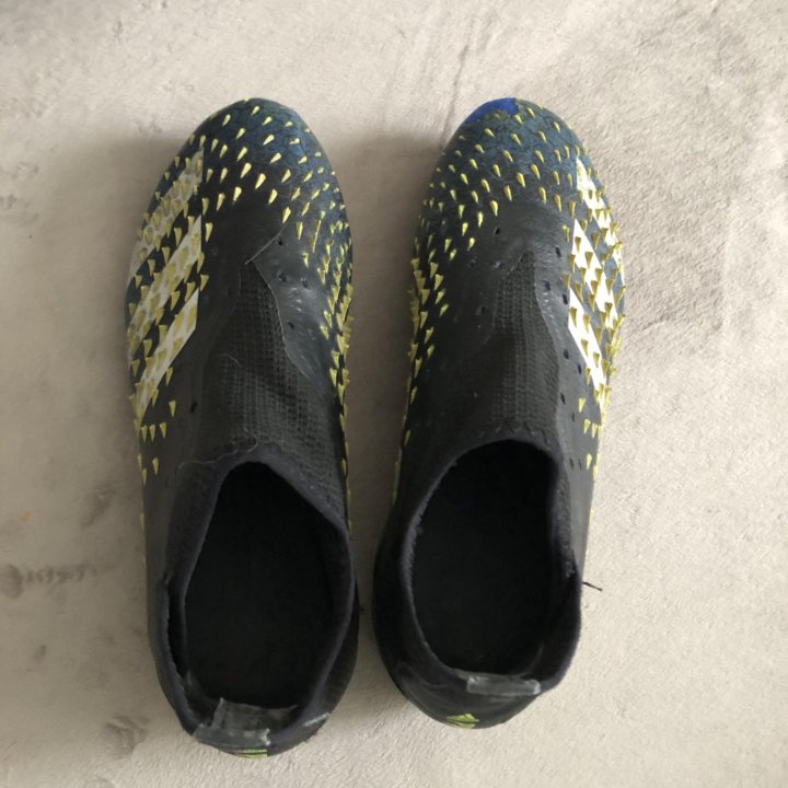 Детские бутсы Adidas Predator 36