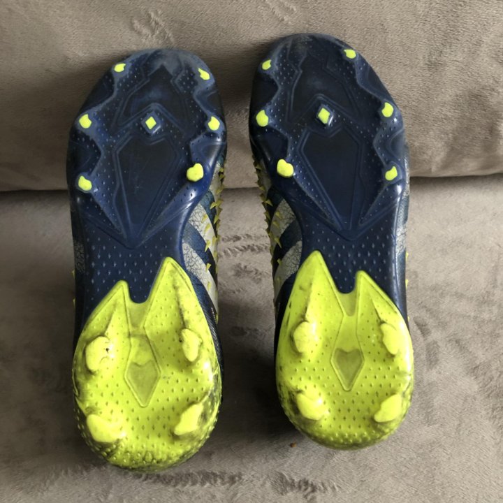 Детские бутсы Adidas Predator 36