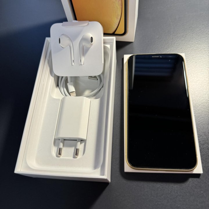 iPhone XR 64 Gb