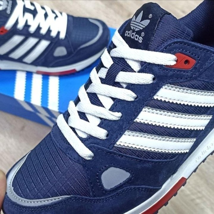 Кроссовки Adidas ZX 750