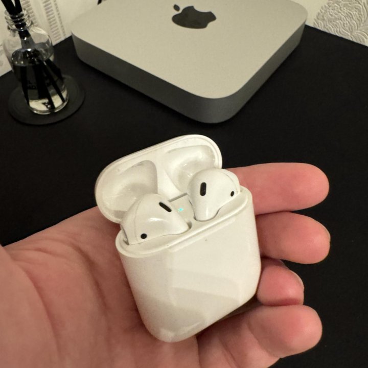 Наушники Apple AirPods 2