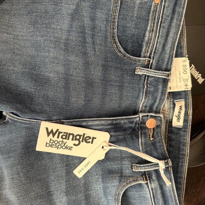 Новые джинсы Wrangler Skinny