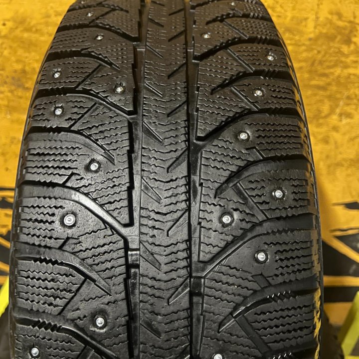 Зимние шины Bridgestone Ice Cruiser 7000 R17