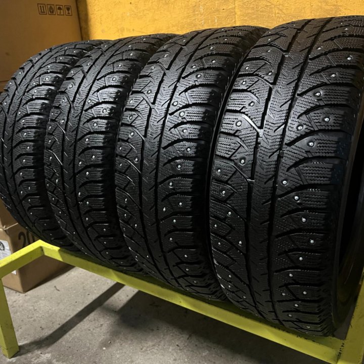 Зимние шины Bridgestone Ice Cruiser 7000 R17