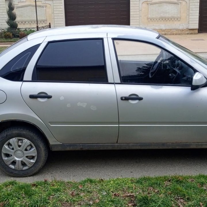 ВАЗ (Lada) Granta, 2013