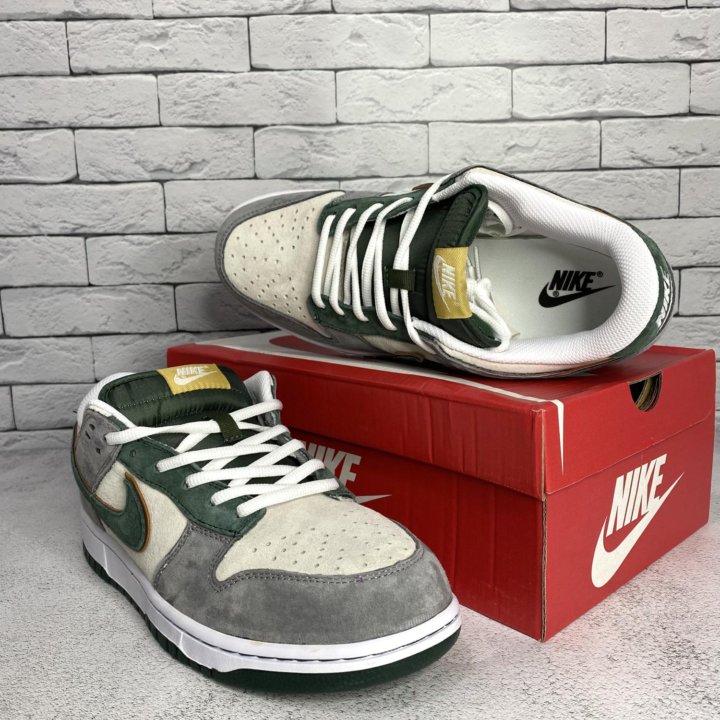 Кроссовки Nike dunk sb