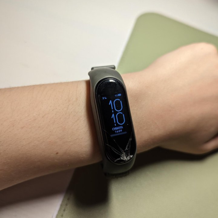 Фитнес-браслет MI Smart Band 4