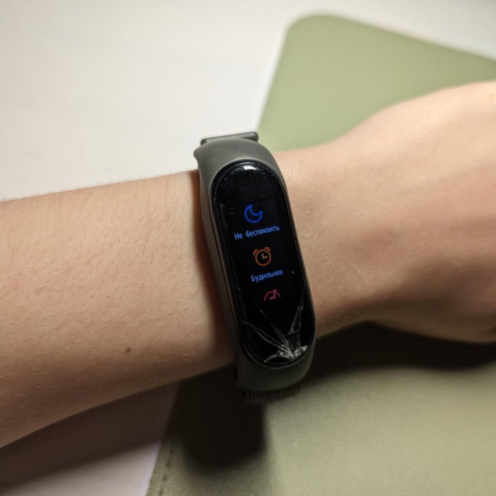 Фитнес-браслет MI Smart Band 4