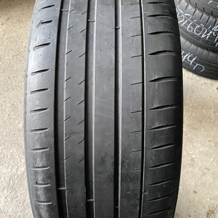 Michelin Pilot Sport 4s 245/40 R20☀️