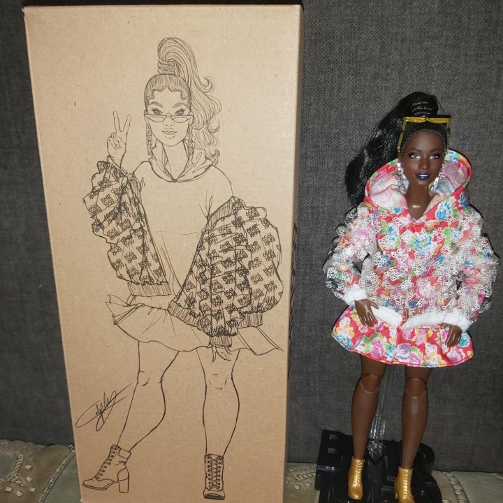 Новая редкая шарнирная кукла афроамериканка Barbie