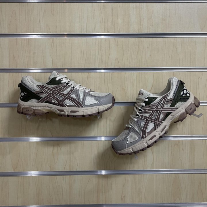 Кроссовки Asics Kahana