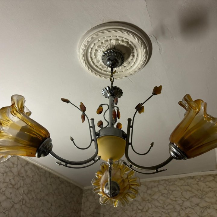 Люстра потолочная на 3 лампы