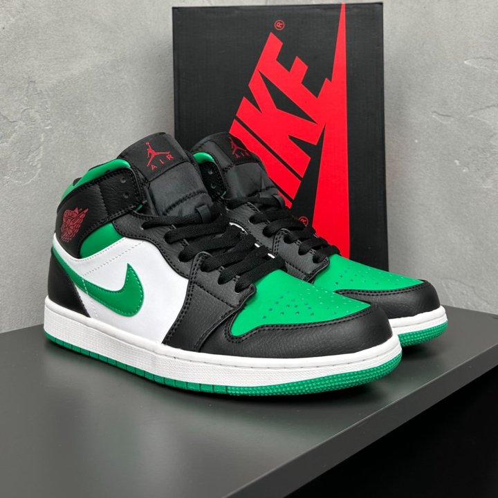 Кроссовки Nike Air Jordan 1 Mid Green Toe