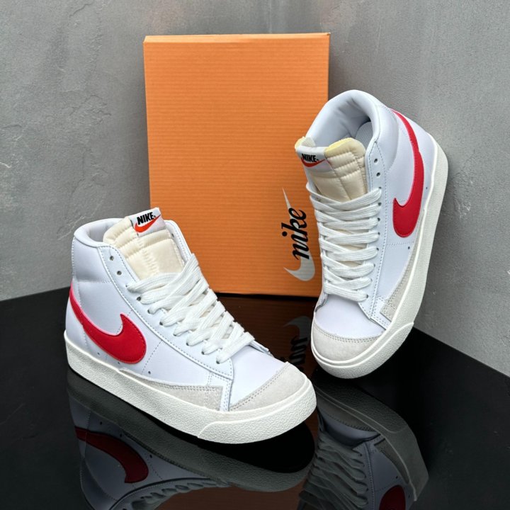 Кроссовки Nike Blazer Mid '77 “Habanero Red”