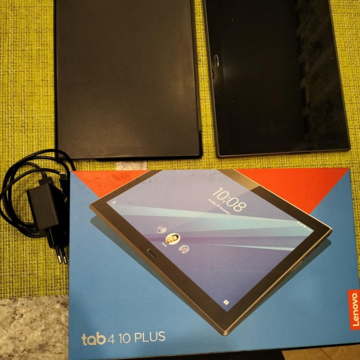 Планшет Lenovo TB-X704L