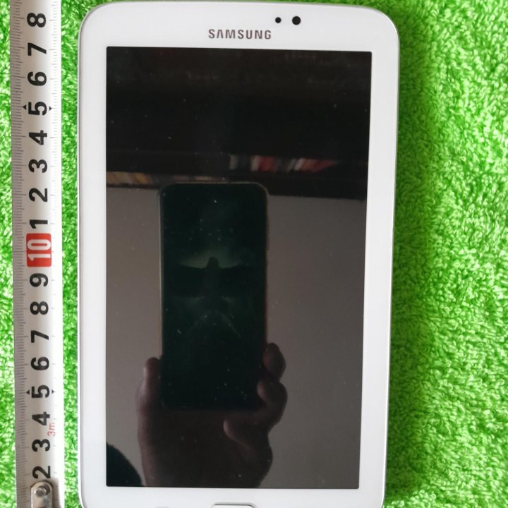 Планшет SAMSUNG GALAXY TAB 3 SM T-210