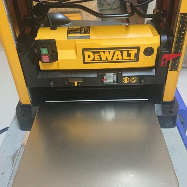 Dewalt dw733