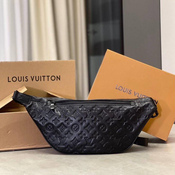 Поясные сумки LOUIS VUITTON 