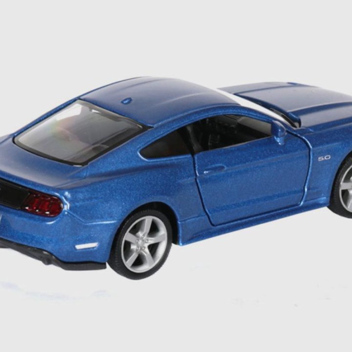 Модель машины 1:36 Ford Mustang 2015