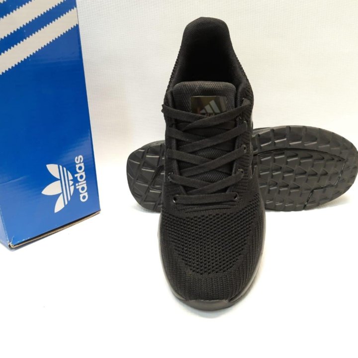 Кроссовки Adidas бег артикул 925 чёрный