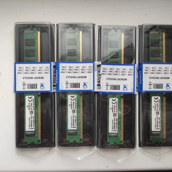 Kingston DDR3 1600МГц 4Гб