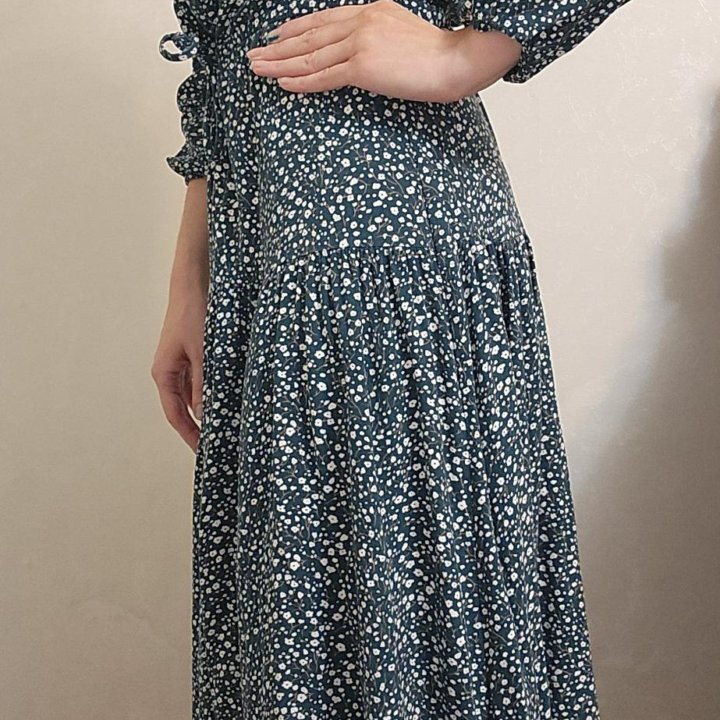 Платье миди