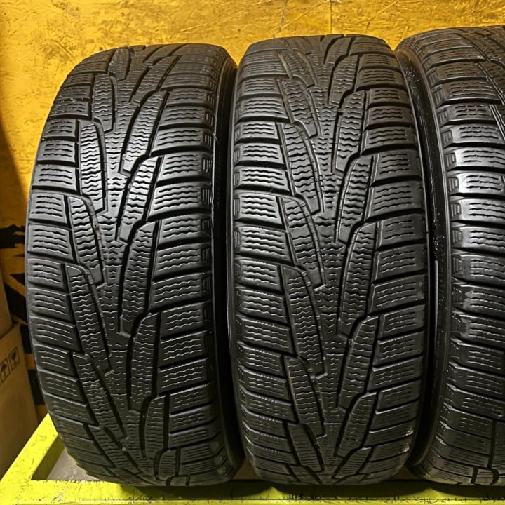 Зимние шины Kumho I'Zen Kw31 R15 Корея