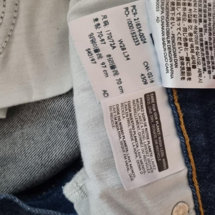 Джинсы levi's оригинал.