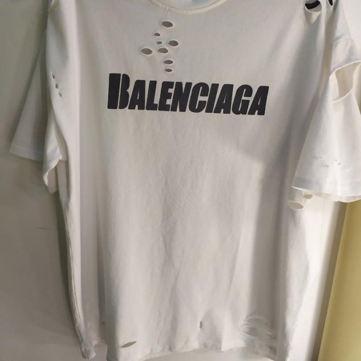 футболка Balengiaga