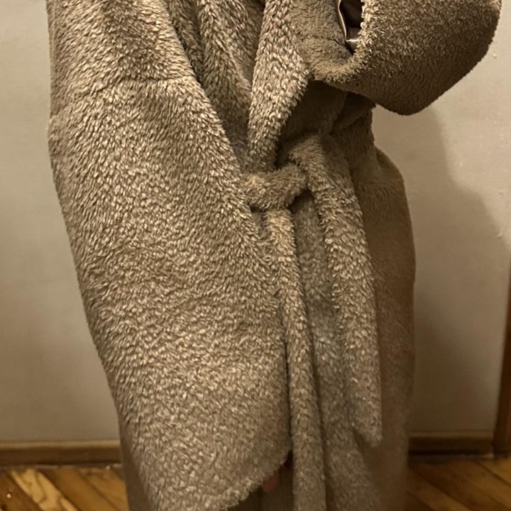 Пальто чебурашка