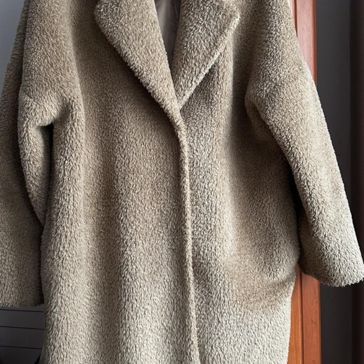 Пальто чебурашка