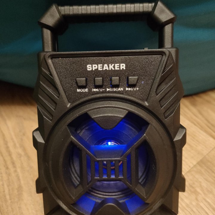 Блютуз колонка