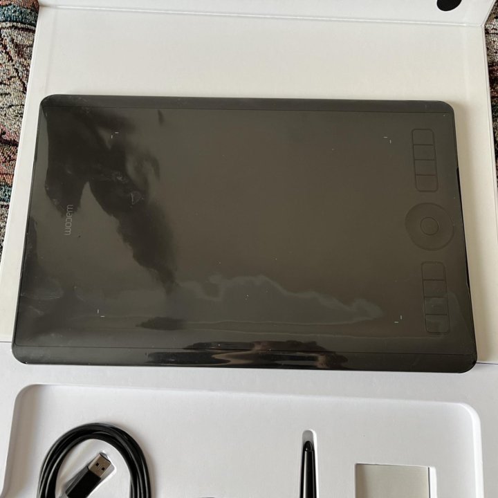 графический планшет Wacom Intuos Pro Medium