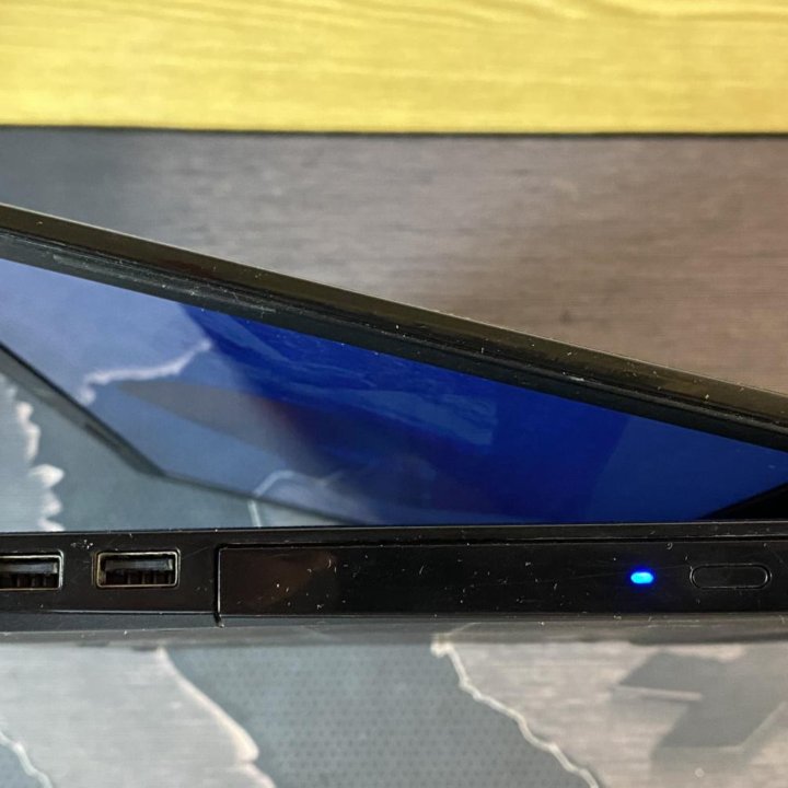 Ноутбук Dell inspiron 15