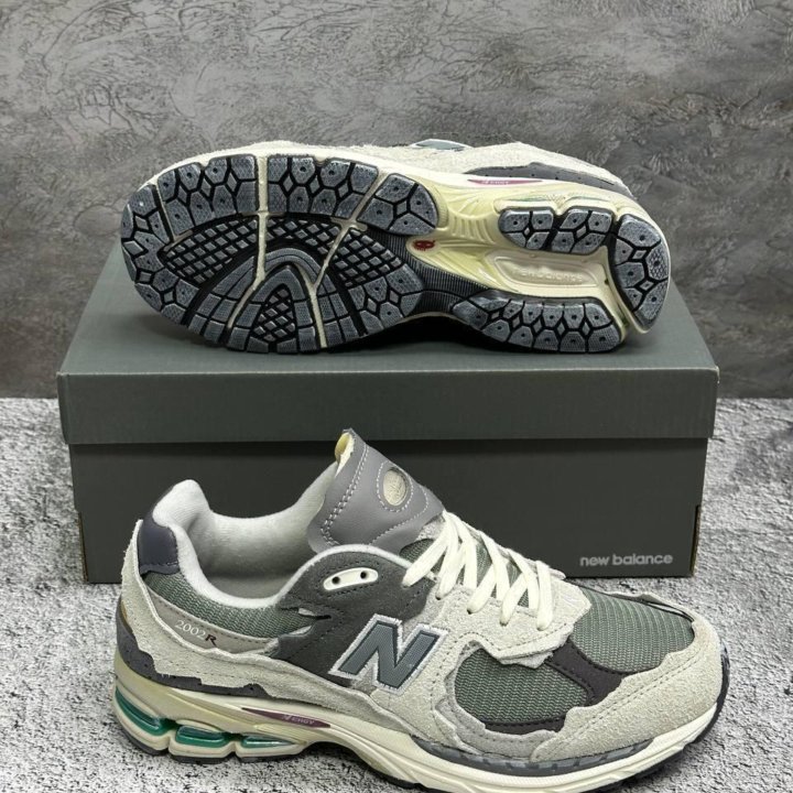 Кроссовки мужские new balance 2002r