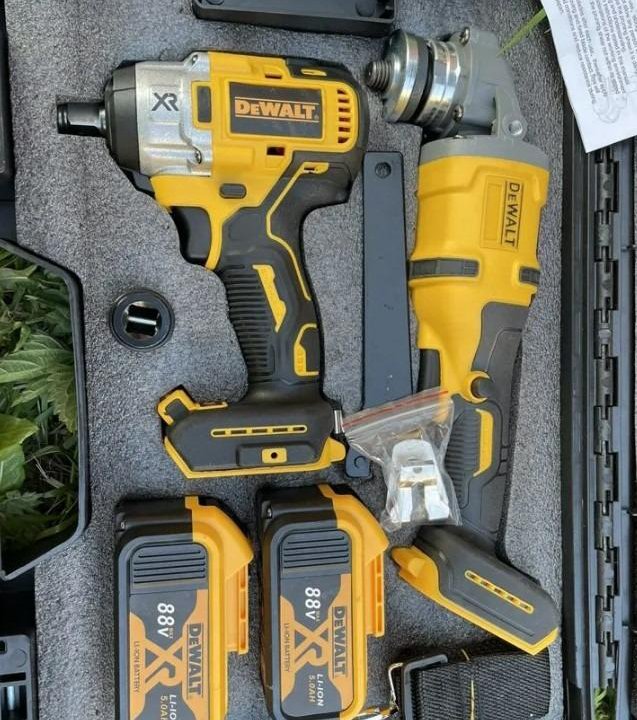 Набор аккумуляторного инструмента 2 в 1 dewalt