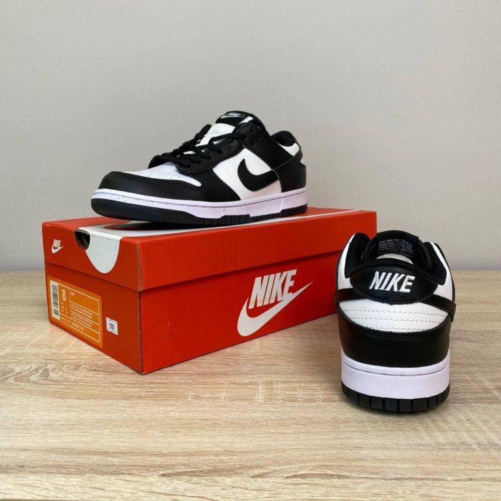 Nike SB Dunk Low Pro