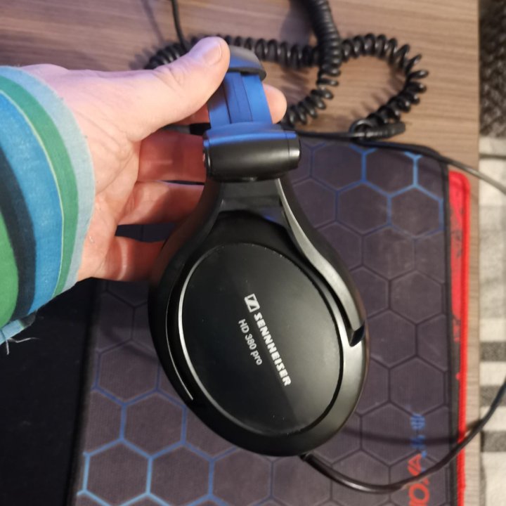 Наушники Sennheiser HD 380 PRO